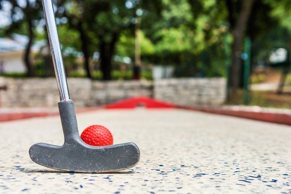 BOWLING – MINIGOLF UPOZORNĚNÍ